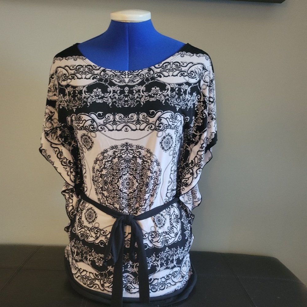 'Ricki's' Tunic Top, Size S